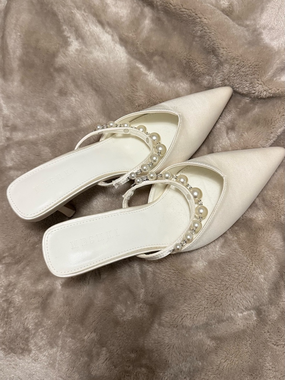 Meshki Pearl-Embellished White Pointed-Toe Mule -